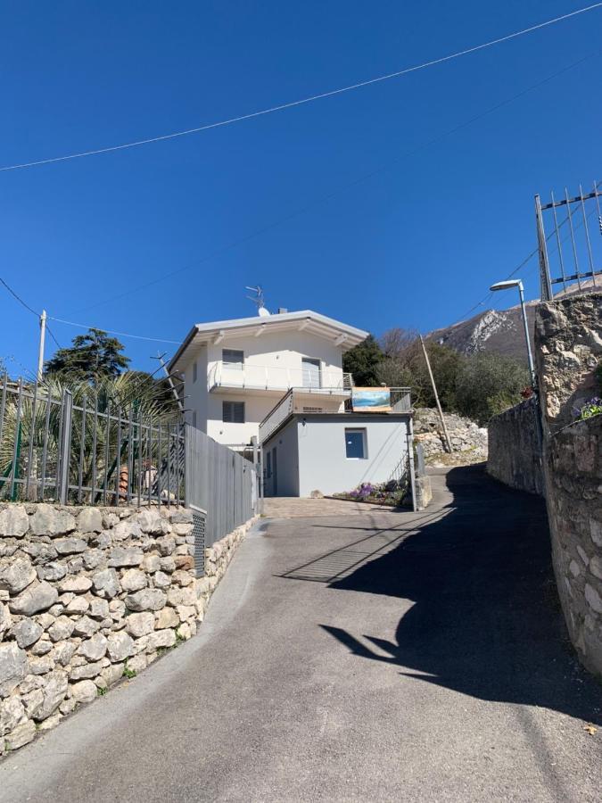 Appartamento Viola Malcesine Exterior photo